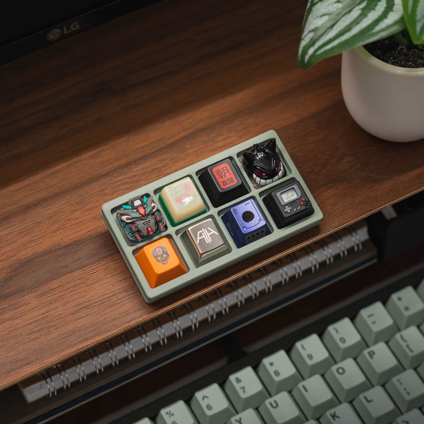 Artisan Keycap Tray on desk green